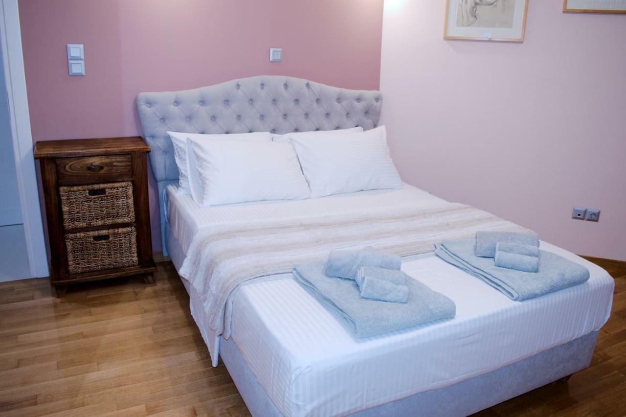 George'S Cozy Apartment In Plaka Афины Экстерьер фото